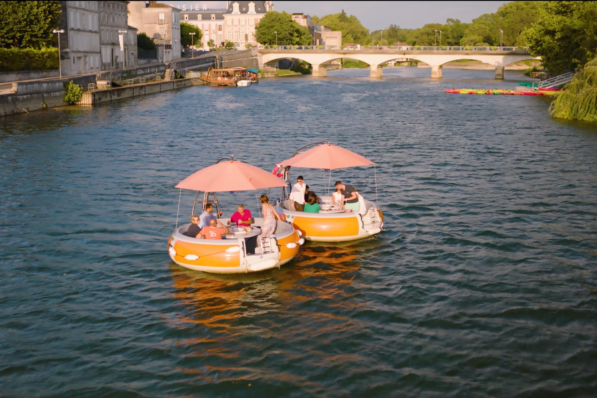 Offre Pro — BBQ BOAT | BBQ BOAT Base nautique et bateaux