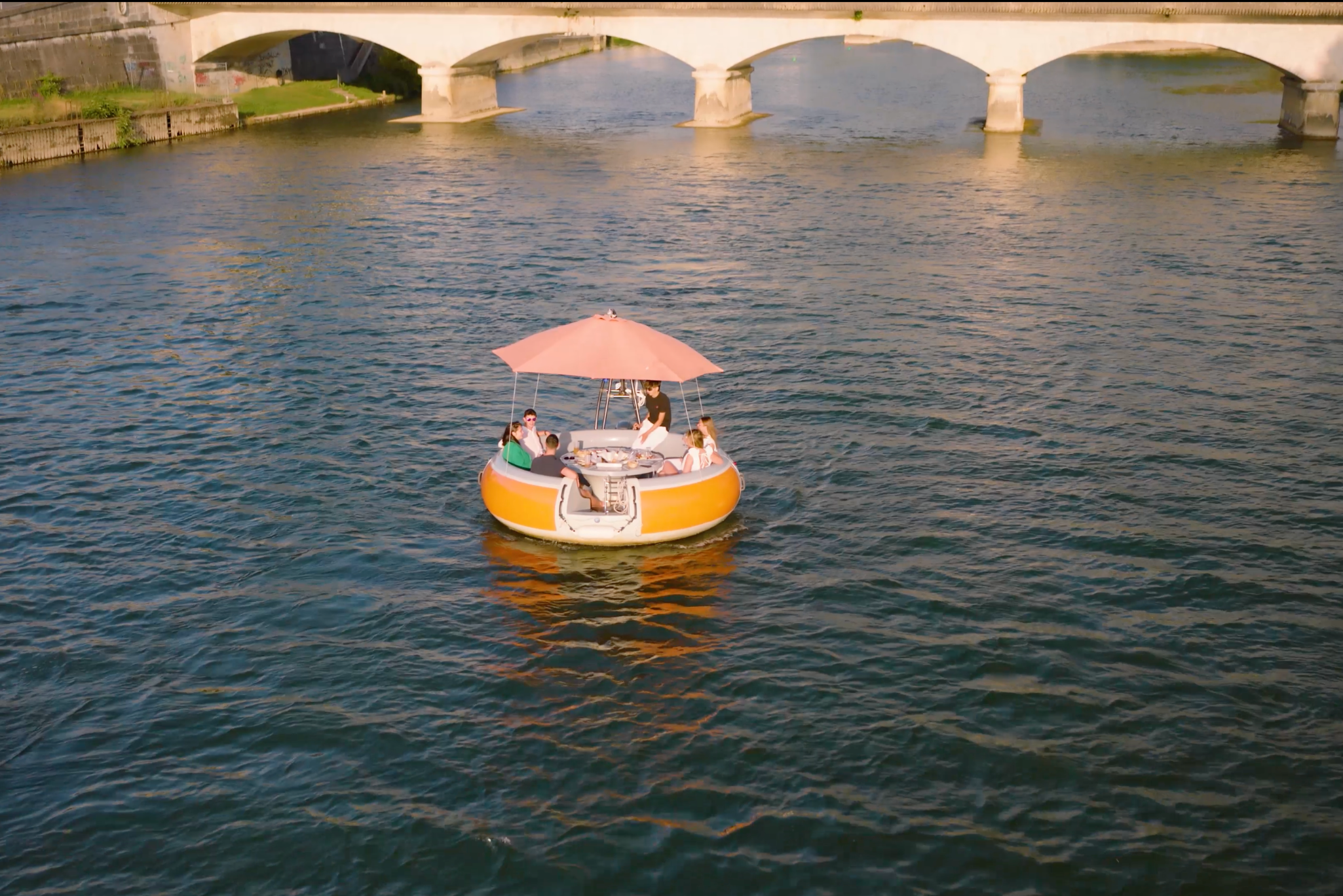 Offre Pro — BBQ BOAT | BBQ BOAT Plan d'eau et nature